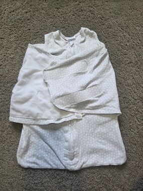 Halo Cream Dot-Print Baby Sleep Sack with Zip